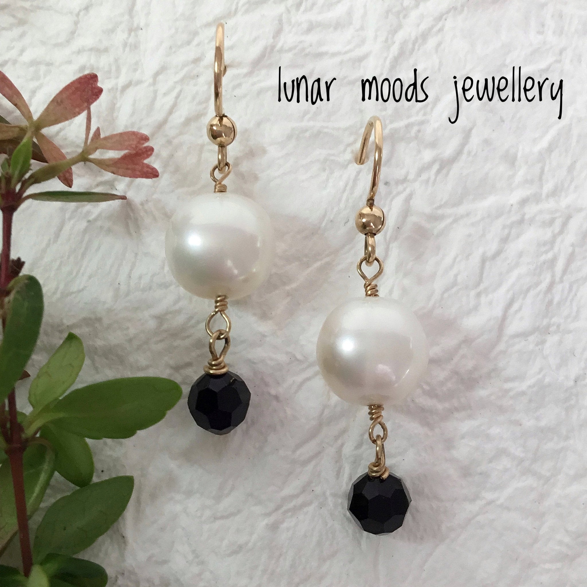 Black Onyx & White Pearl Earrings